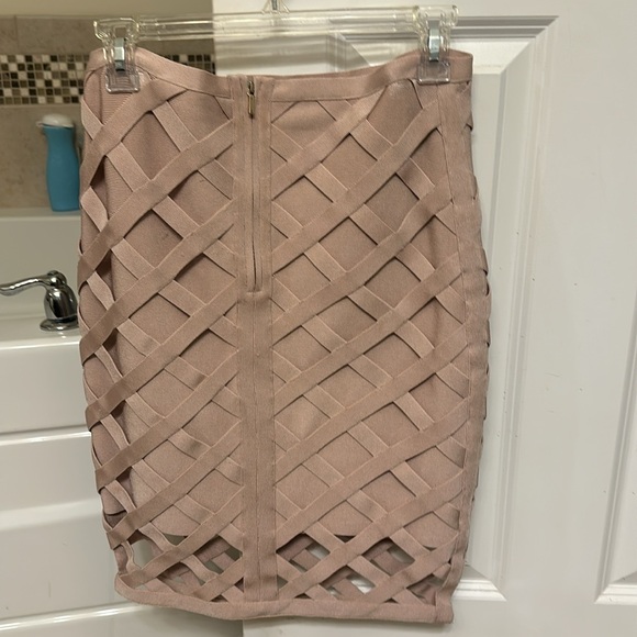 bebe Taupe Lattice Midi Skirt - Picture 2 of 2